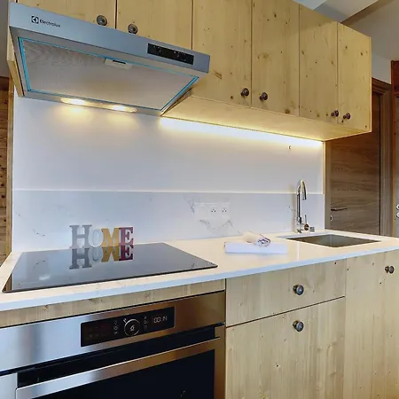 1850: Refait 2022, Ski-ski Out, 7 Pers, Balcon, Parking - Fr-1-575-221 شقة كورشوفيل